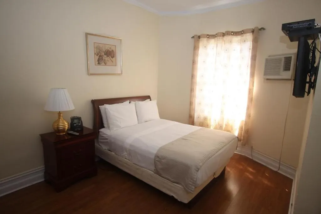 Midwood Suites Brooklyn Нью-Йорк
