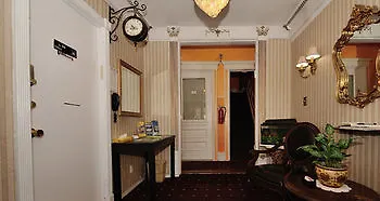 Midwood Suites Brooklyn Нью-Йорк