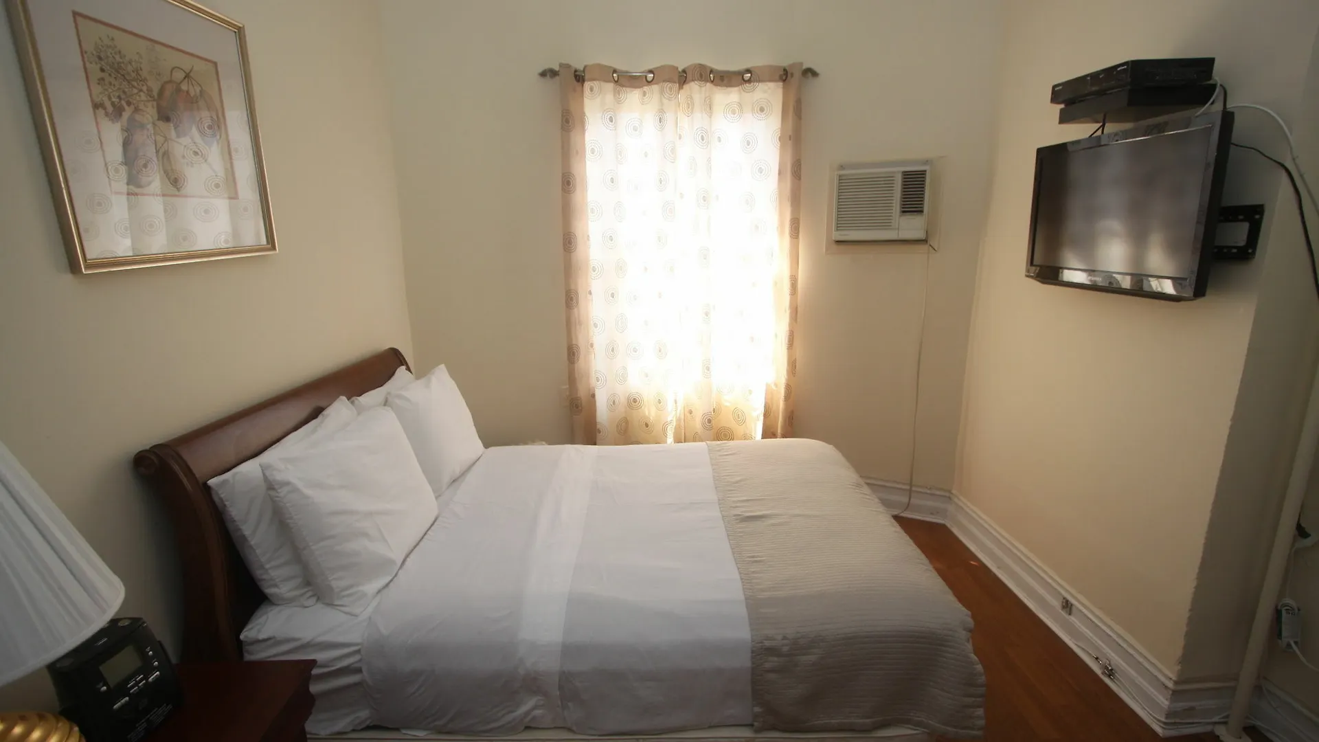 Апартаменты Midwood Suites Brooklyn Нью-Йорк